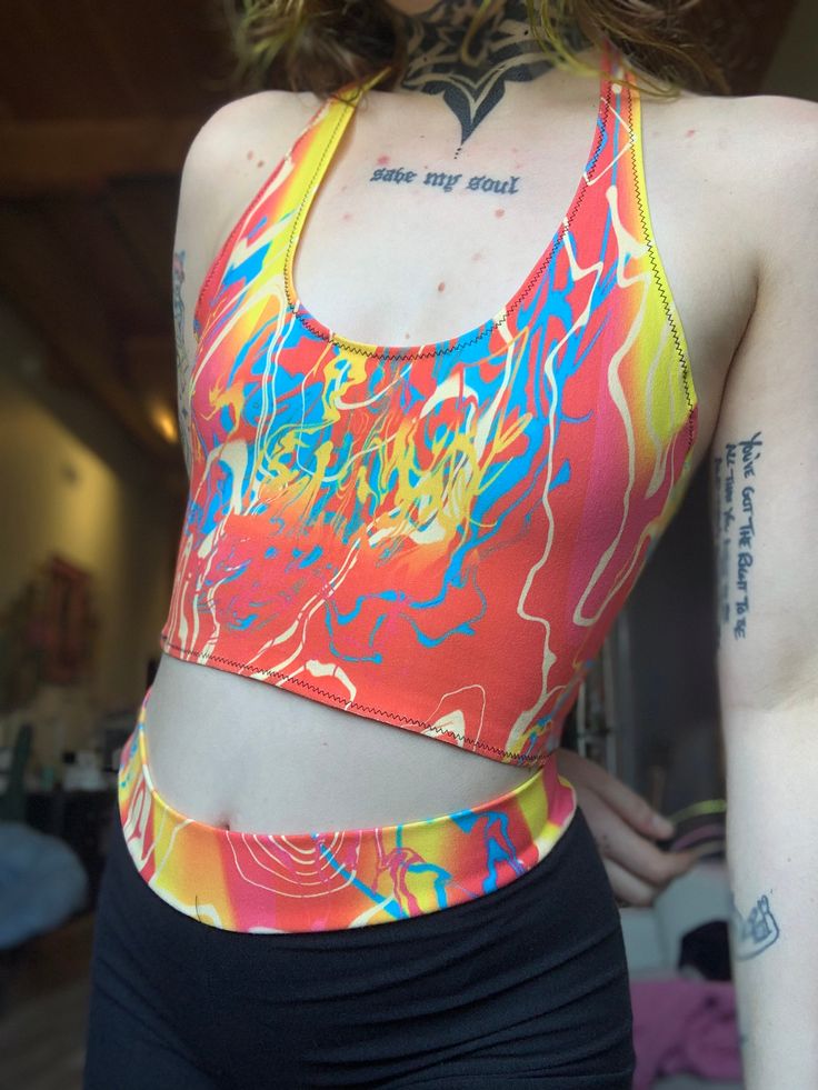 "Ready to Ship! Allow 2 weeks max for shipping! V-neck halter style tank top with straps that tie behind the neck in the pattern Tropical Trip from June's artist series prints by @taayloroakesss. The usual $5 for the artist will be donated to Zebra Youth in honor of Pride Month.  More info here: https://zebrayouth.org SIZING:  S 25-27\" waist, 36-39\" hip, 32-34\" bust Pattern fabric contents: 93% Cotton, 7% spandex" Bust Pattern, Series Prints, Motif Tropical, Style Tank Top, Pattern Fabric, Pride Month, Halter Style, Tube Top, Fabric Patterns