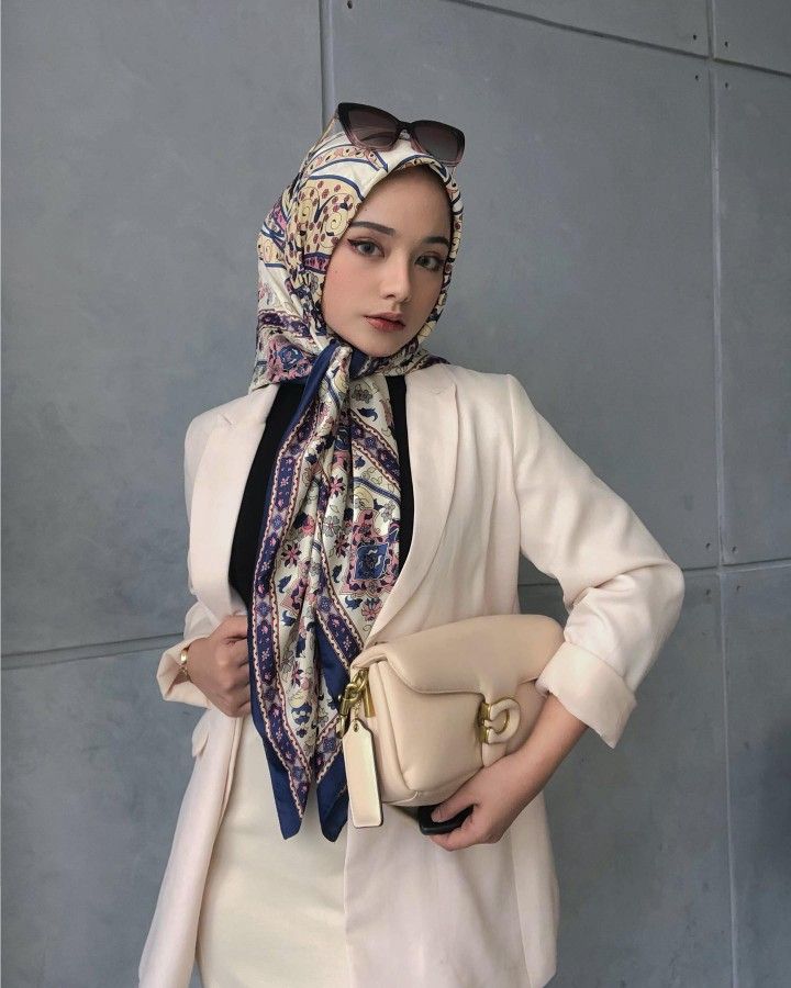 Hijab Ootd Aesthetic, Style Kondangan Hijab, Awek Tudung, Modern Hijab Fashion, Head Scarf Styles, Hijab Style Casual, Dress Idea, Hijabi Outfits Casual, Modesty Fashion