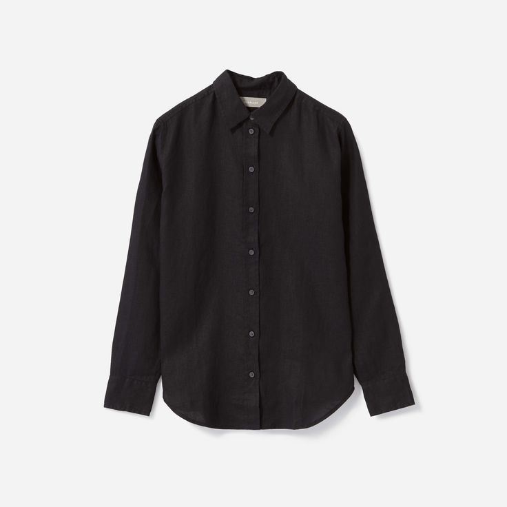 Your coolest button-down yet. Made of lightweight linen the Linen Relaxed Shirt is our classic relaxed shirt silhouette with a natural texture for a lived-in low-maintenance look. Plus it's super breathable making this an essential linen shirt. Women's Linen Relaxed Shirt by Everlane in Black Black Collared Shirt, Cool Buttons, Big Shirt, Weekly Outfits, Black Linen, White Outfits, Linen Women, Collar Shirts, Linen Shirt