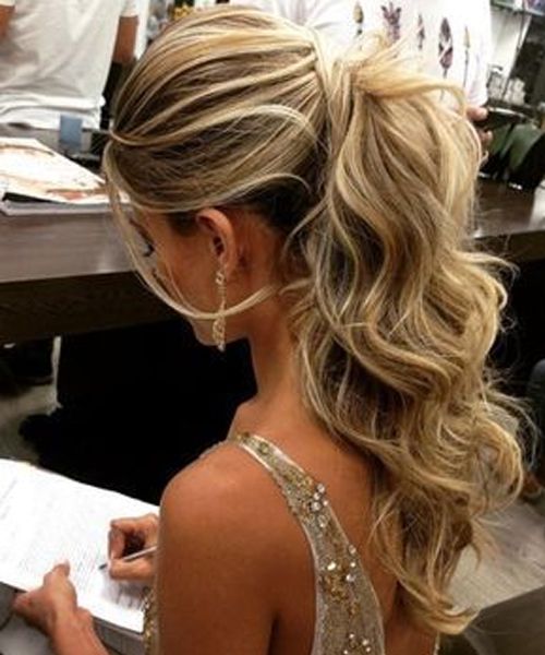 Magnificent Long Wedding Hairstyles 2019 To Blow People’s Minds Long Hair 50, Diy Ponytail, Prom Tips, Hairstyle Ponytail, Free Hairstyle, Half Bun, Hairstyles Pictures, Ponytail Hairstyle, Tutorial Ideas