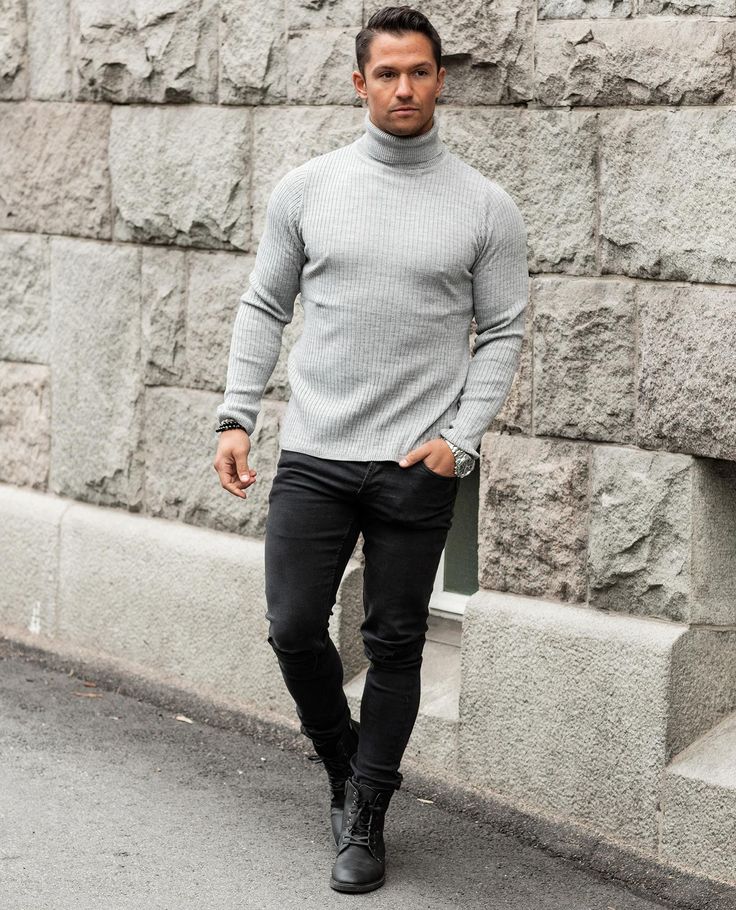 Gray longsleeve with turtleneck from CARISMA. A stylish pick to the autumn season! Autumn Season, Special Promotion, Fall Season, New Product, Men Sweater, Turtle Neck, Slim Fit, Grey, Long Sleeve