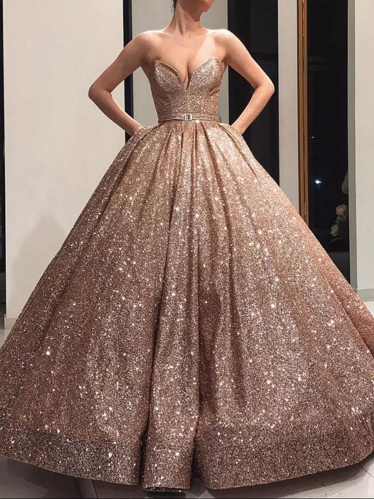 Ball dress V-neck and floor length ball dress Graduation Ball Dress, Ball Gown Gold, Sparkly Ball Gown, Colored Wedding Gowns, Fantastic Dress, Golden Gown, Debut Ideas, White Bridal Gown, Ball Gowns Princess