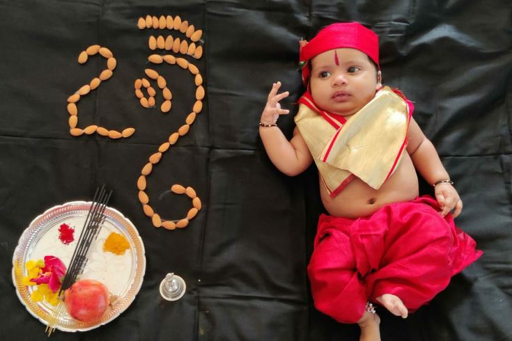 Baby Photoshoot Ganpati Theme, Ganesh Theme Baby Photoshoot, Ganpati Theme Baby Photoshoot, Ganpati Baby Photoshoot Ideas, Ganesh Chaturthi Baby Photoshoot, Ganpati Photoshoot, Monthly Baby Photos Boy, Monthly Photoshoot, Baby Simba