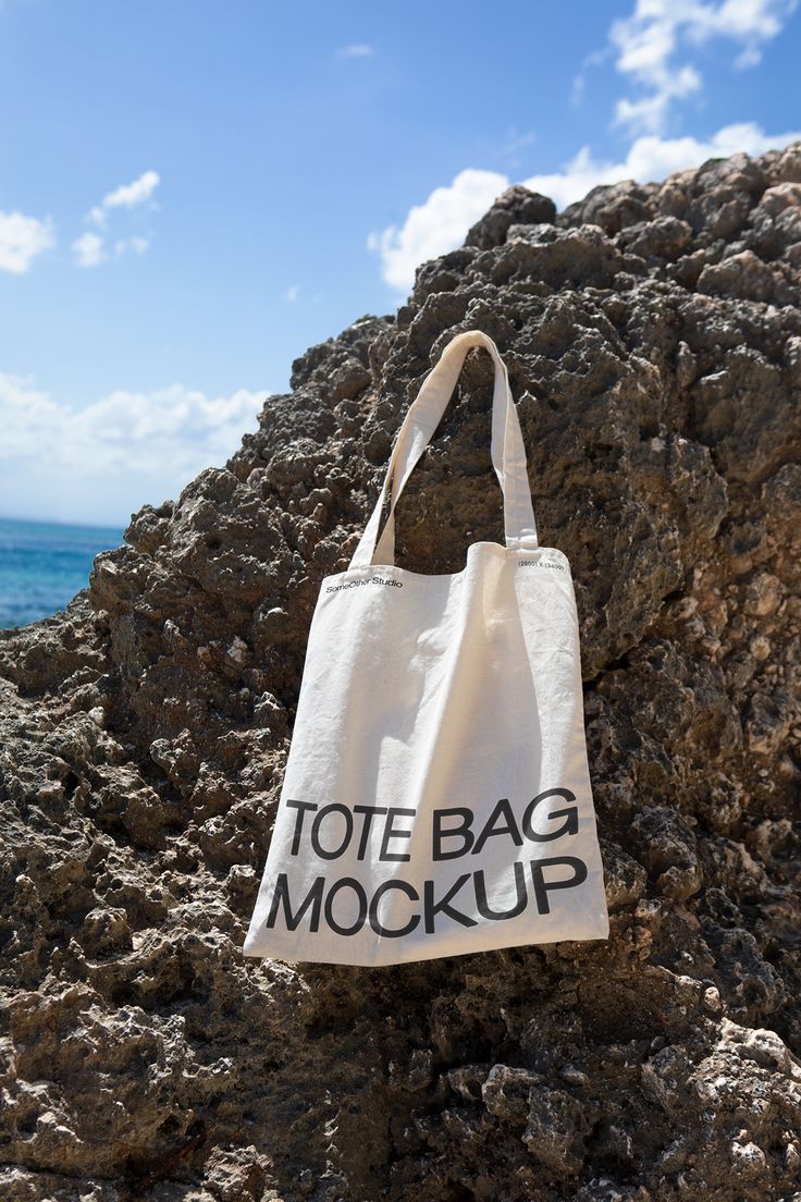 French Tote Bag, Tote Bag Inspo, Capsule Design, Tote Bag Mockup, Sac Tote Bag, Minimalist Tote Bag, Minimalist Tote, Free Tote, Bag Mockup