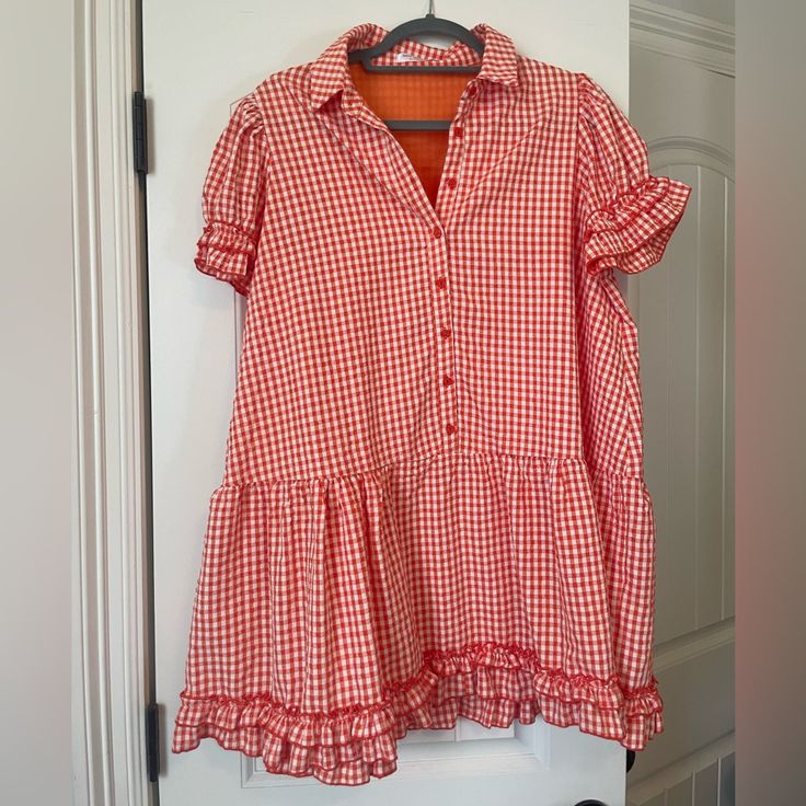 Never Worn! I Bought A Month Ago From A Boutique For An Event That I Don’t Need It For Anymore But I Can’t Return It So It’s Pretty Much Brand New! It’s Super Cute, But I Have Too Many Dresses It’s A Size Large And A Little On The Shorter Side If You Like That Style! Preppy Mini Dress For Summer, Preppy Knee-length Summer Dresses, Short Sleeve Mini Dress With Ruffles For Picnic, Retro Cotton Mini Dress For Day Out, Vintage Plaid Mini Dress For Summer, Summer Gingham Mini Dress With Short Sleeves, Retro Summer Mini Dress For Picnic, Summer Mini Dress For Picnic With Short Sleeves, Summer Picnic Retro Mini Dress