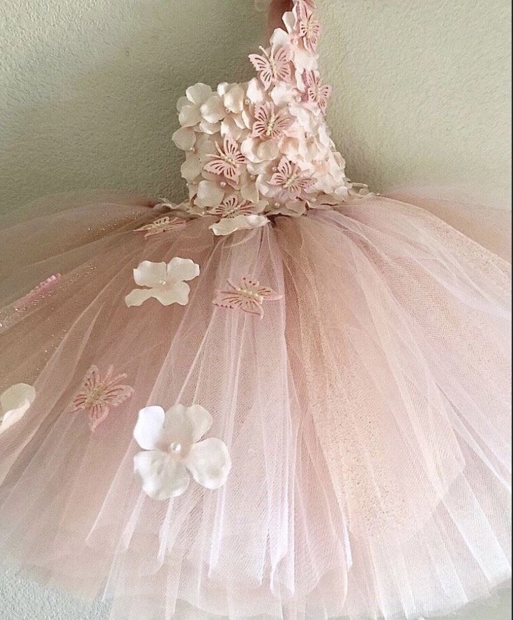 rose gold,pink and ivory butterfly tutu dress, photo prop tutu dress,smash cake tutu dress for baby girls 6-18 months with beautiful matching headband. Made with crochet top for stretch comfort. Measurement is from armpit . rose gold tulle may shed a bit of glitter. butterflies may vary slightly. Baby Pageant Dresses, Baby Pageant, Baby Tutu Dresses, Birthday Tutu Dress, Baby Birthday Dress, Gold Tulle, Rose Gold Butterfly, Toddler Party Dress, Dress For Baby