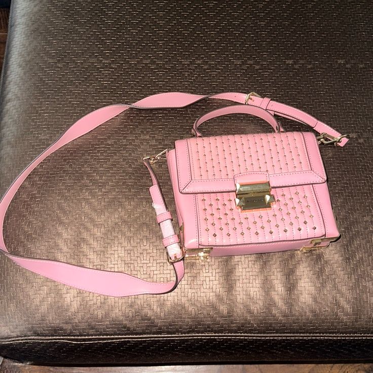 Never Used Small Pink Michael Kors Purse. With Dust Bag Light Pink Michael Kors Bag, Michael Kors Pink Purse, Michael Kors Pink Crossbody Bag, Michael Kors Pink Wallet, Michael Kors Pink Bag For On-the-go, Navy Fashion, Purses Michael Kors, Overnight Bag, Michael Kors Bag