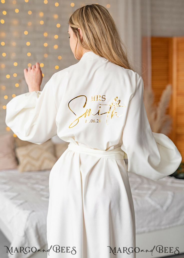 Plus Size Wedding Robe, Wedding Robes Bridesmaids White, Luxury Cream Robe For Women, Luxury Feminine Wedding Robe, Luxury Chic Wedding Robe, Luxury Satin Wedding Robe, Fall Wedding Robes Bridal Collection, Champagne Dressing Gown Fluffy Robe, Luxury Floor-length Wedding Night Robe