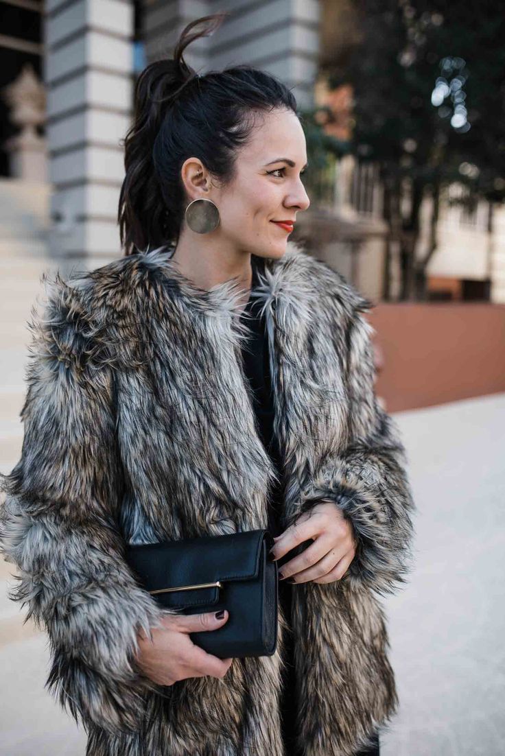 Vince Camuto faux fur jacket - Jessica Camerata Fur Jacket Wedding, Cocktail Wedding Attire, Wedding Guest Outfit Winter, Winter Wedding Outfits, Winter Wedding Guest Dress, Winter Wedding Guests, Wearing All Black, All Black Looks, Women Street