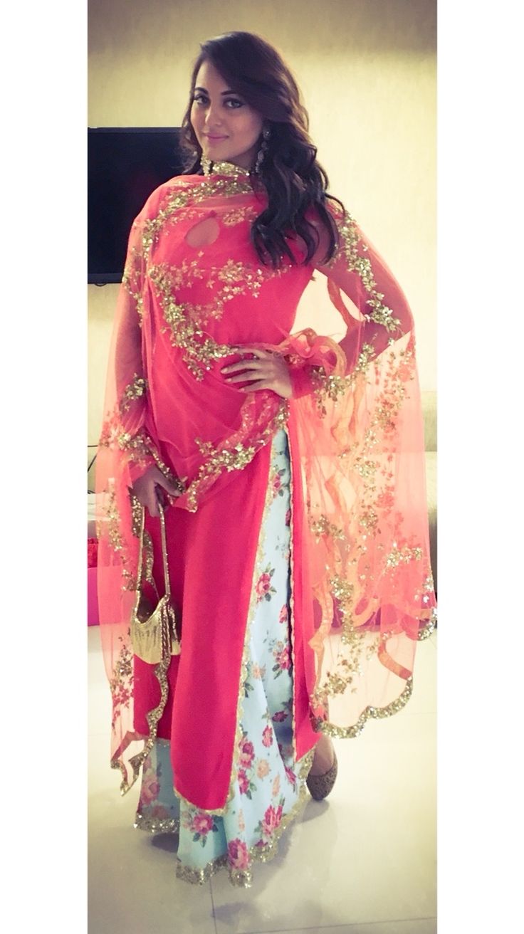 Wedding diaries! In #seemakhan and #satyanifinejewels by maheep kapoor! Maheep Kapoor, Celebrity Suits, Indowestern Dresses, Indian Wardrobe, Bridal Trousseau, Pakistani Clothes, Wedding Party Outfits, Punjabi Outfits, Ikat Dress