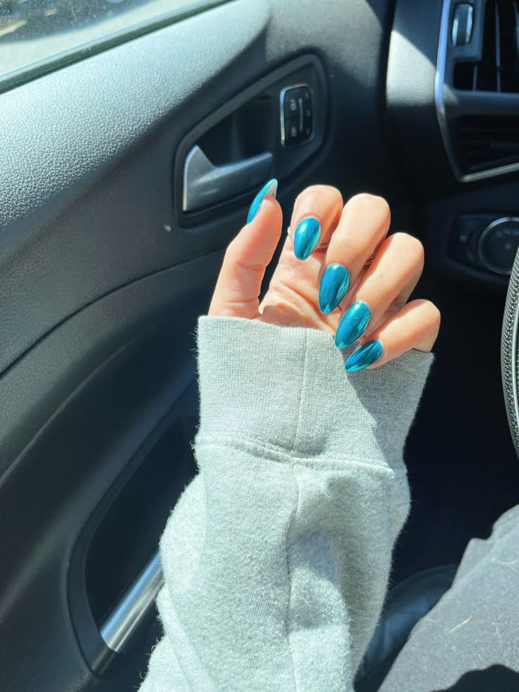 Teal Nails With Chrome, Chrome Aqua Nails, Aqua Prom Nails, Dark Teal Chrome Nails, Turquoise Prom Nails, Chrome Teal Nails, Dark Aqua Nails, Tourqoise Colour Nails, Teal Nails Design