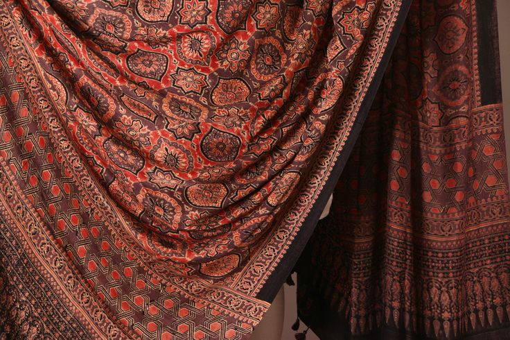 Ajrakh block silk dupatta : Pinned by Sujayita Salwar Styles, Gajji Silk Dupatta, Punjabi Dresses, Punjabi Dress, South East Asian, Silk Dupatta, East Asian, Indian Designer Wear, Local Artisans