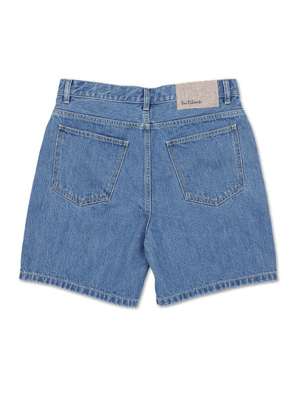 Editor's NotesSENTIBONES shorts have a relaxed fit for a comfortable feeling.- Button closure- Patchwork on the pocket- Relaxed silhouette- 100% cotton material- Versatile itemMeasurements(in.)1/2/3/4- Total length: 16.92 / 17.71 / 18.50 / 19.29 in.- Waist: 30.70 / 32.28 / 33.85 / 35.43 in.- Hip: 39.37 / 40.94 / 42.51 / 44.09 in. - Thigh: 12.20 / 12.59 / 12.99 / 13.38 in.- Hem: 10.62 / 11.02 / 11.41 / 11.81 in.Composition & Care- 100% cotton- Dry clean - Hand wash- Do not tumble dr Summer Jean Shorts With Patch Pockets, Medium Wash Jean Shorts With Patch Pockets, Summer High-rise Jean Shorts With Patch Pockets, Summer High Rise Jean Shorts With Patch Pockets, High Rise Jean Shorts With Patch Pockets For Summer, Cotton Jean Shorts With Hip Pockets In Medium Wash, Medium Wash Cotton Jean Shorts With Hip Pockets, Blue Cotton Jean Shorts With Hip Pockets, Medium Wash Shorts With Patch Pockets