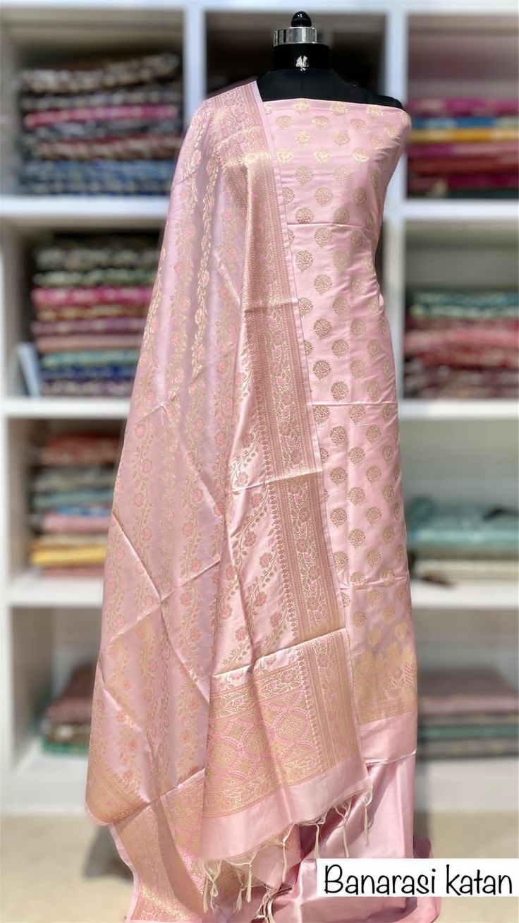 Banarasi Kurti Designs Latest, Banarsi Suit Design Latest, Banarasi Suit Designs Latest, Banarsi Suit Design, Banarasi Suit Designs, Banarsi Suit, Plazo Suit Design, Suits Design Latest, Desi Fits