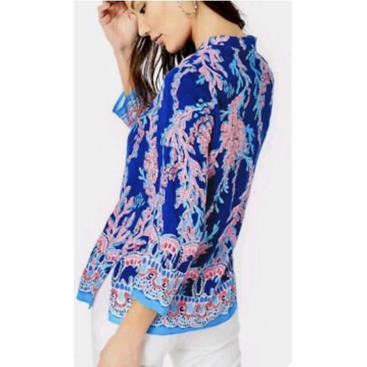 Lilly Pulitzer Luna Bay Tunic Top *Swim On Over* Borealis Blue Size Small 38 Chest 42 Waist 16 Shoulders 24 Lenght Printed Blue Swimwear For Vacation, Blue Printed Tops For Beach Season, Blue Printed Swimwear For Vacation, Stretch Tops For Vacation, Light Blue Summer Top For Poolside, Light Blue Tops For Poolside In Spring, Blue Spring Vacation Swimwear, Blue Floral Print Tops For Beach Season, Blue Tops For Poolside And Beach Season