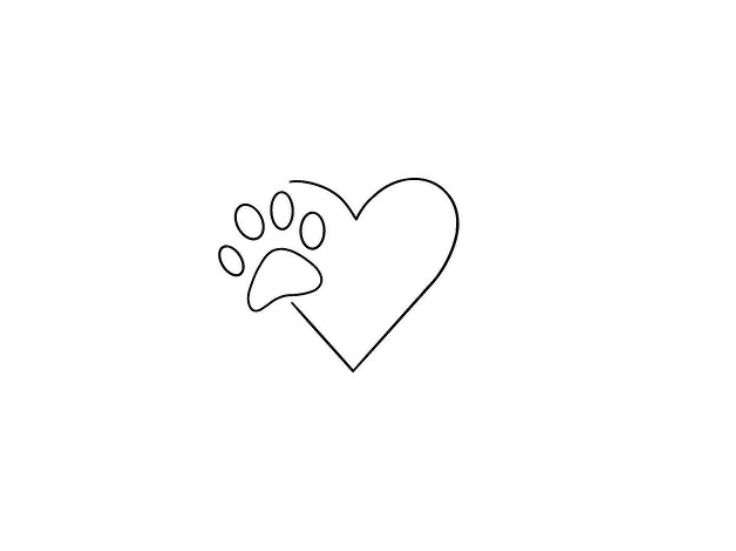 a dog's paw is in the shape of a heart