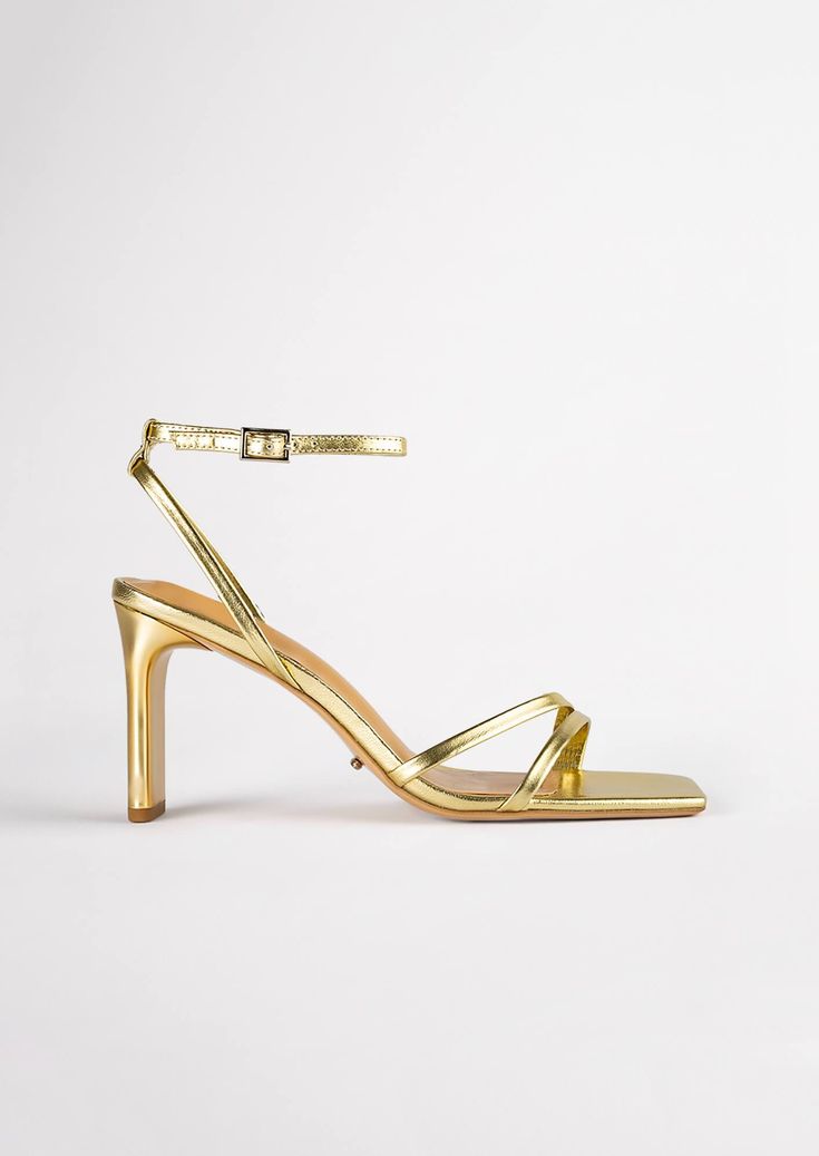 Complete your party look with our Corso strappy heels in gold nappa. Designed with slender foot-framing straps, an adjustable and secure ankle strap, and is finished with a mid-height stiletto heel. -Material: Leather Upper & Lining -Sole: Rubber -Fit: True to size -Toe-shape: Squared toe-shape -Heel: 8.5cm stiletto heel Sleek Gold Heels With Single Toe Strap, Gold Sandals With Sculpted Heel For Gala, Gold Heels With Heel Loop For Formal Occasions, Sleek Gold Sandals With Single Toe Strap, Gold Sandals With Padded Heel For Night Out, Sleek Gold Sandals With 4-inch Heel, Sleek Gold Sandals For Evening, Sleek Gold Evening Sandals, Gold Sandals With Single Toe Strap For Gala