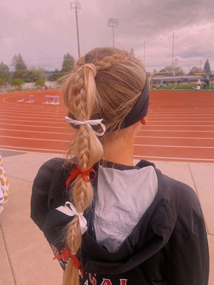 Game Day Hairstyles With Ribbon, Xc Hair Styles Ribbon, Track Hairstyles With Ribbon, Meet Day Hairstyles Track, Sports Hairstyles With Ribbon, Softball Hairstyles With Ribbon, Girls Softball Hairstyles, Volleyball Hairstyles With Ribbons, Dutch Braid Hairstyles For Sports