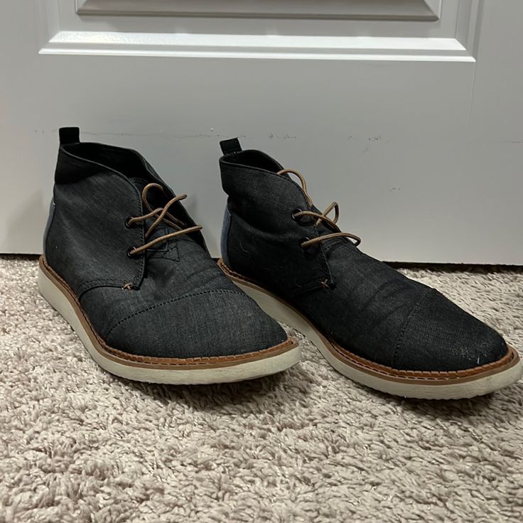 Worn Once. Basically A Brand New Shoe. Size 10 Casual Canvas Boots With Round Toe, Casual Synthetic Boots With Contrast Sole, Casual Synthetic Boots With Cushioned Footbed, Casual Black Canvas Boots, Casual Boots With Textured Sole, Casual Boots With Contrast Sole For Spring, Casual Spring Boots With Contrast Sole, Boot Shoe, Men's Toms