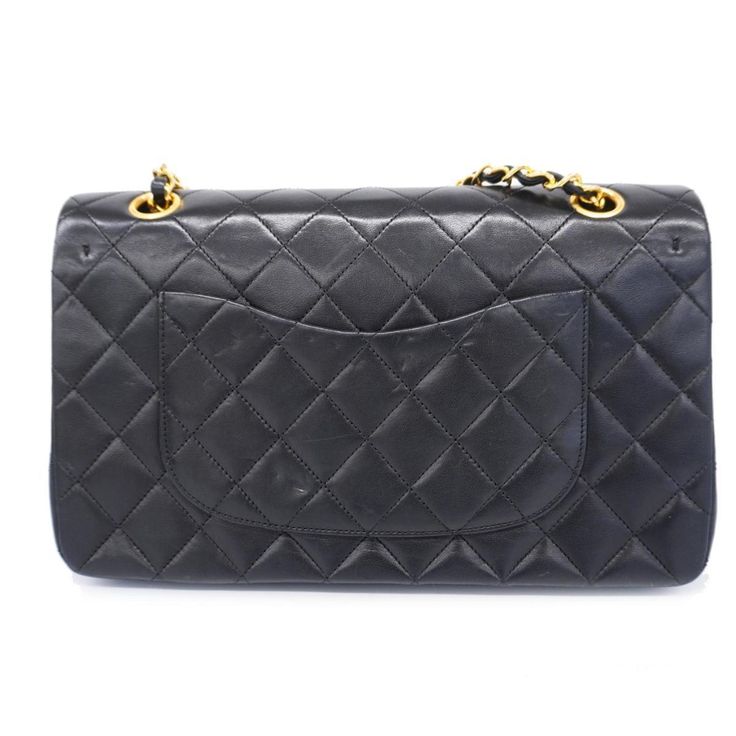 Brand: Chanel Model: Timeless Color: Black Material: Leather Inclusions: Box, Dust bag, card Dimensions: 16cm x 25cm x 7cm Serial number: NA Assured Product ity: This product is supplied by a renowned and trusted partner. With this purchase, you are preserving iconic craftsmanship, celebrating heritage, and embracing the beauty of conscious shopping.Delivery 5-8 or 10-15 working days Please note that during high season and Sale period, delivery times may be affected We accept payment with a Cred Burberry Shoulder Bag, Timeless Bags, Timeless Brand, Card Dimensions, Chanel Model, Hermes Bags, Nylon Bag, Fendi Bags, Lambskin Leather