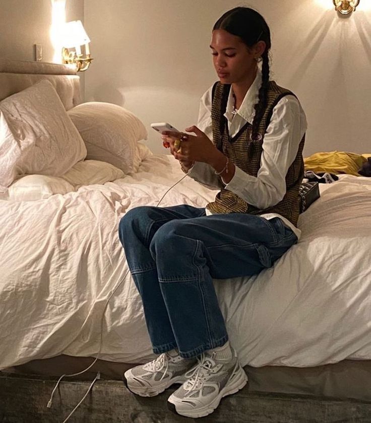 October Fits, Jordan Daniels, Quoi Porter, Christy Turlington, Jane Birkin, Fall Fits, Winter Fits, Instagram Summer, How To Pose