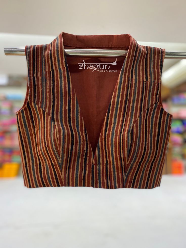 Elegant Blouses
Blouse designs Latest High Neck Blouse Designs Front And Back, Back Open Blouse Designs High Neck, Ajrakh Blouse Designs Latest, Normal Top Designs, High V Neck Blouse Designs, Open Neck Blouse Design, Halter Neck Blouse Pattern, Front V Neck Saree Blouse, Front Open Blouse Designs