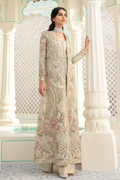 Suffuse Eliza AAB-E-ZAR 2021 is Original Ladies Clothing Brand, and provides both Styles shalwar kameez suits and kurtis. This is one of the Pakistani designers suits which Launches its Collection Every Year. Gul Ahmed designer suits are very popular among the young generations and also in young aunts. It Launches his Pakistani Formal Wear, Fish Skirt, Shopping New York, Long Kameez, Upscale Fashion, Pakistani Designer Suits, Pakistani Fashion Party Wear, Pakistani Bridal Dresses, Pakistani Dress Design