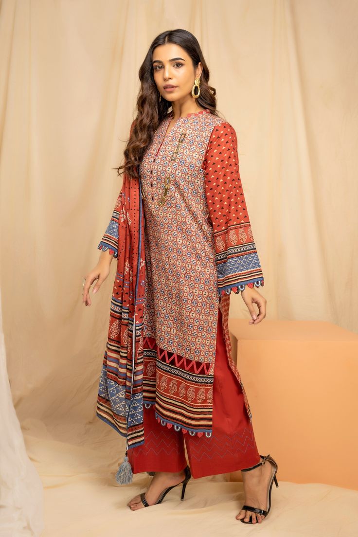 Lakhany D#12 Komal Prints 3 Piece Multi Color Dupatta, Lawn Work, Pakistani Suits Online, Unstitched Dress Material, Organza Sleeves, Lawn Suits, Pakistani Suits, Suit Fabric, Pakistani Outfits