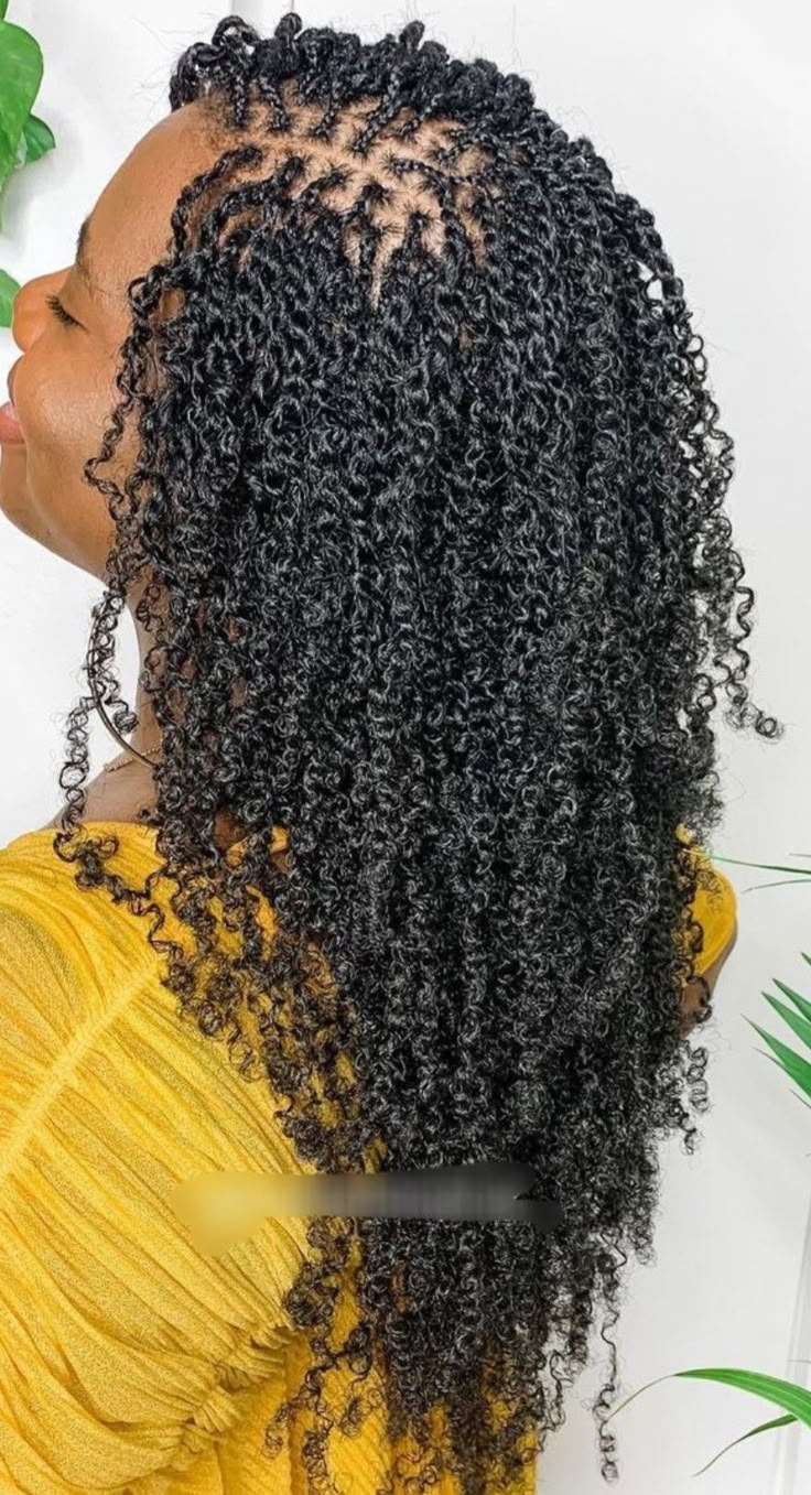 Micro Mini Twists With Extensions, Yankee Twists Crochet, Micro Passion Twists Short, Micro Twists With Extensions, Mini Twists With Extensions, Micro Braids Human Hair, Micro Braids Hairstyles, Twists Hairstyles, Micro Twists