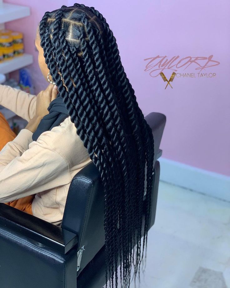 Big Long Twist Braids, Rope Twist Box Braids, Outfit For Lounge Bar, Big Individual Braids For Black Women, Big Senegalese Twists Braids, Long Jumbo Twist Braids, Large Twist Hairstyles, Twist Braids Hairstyles Jumbo, Senegalese Twist Braids Large