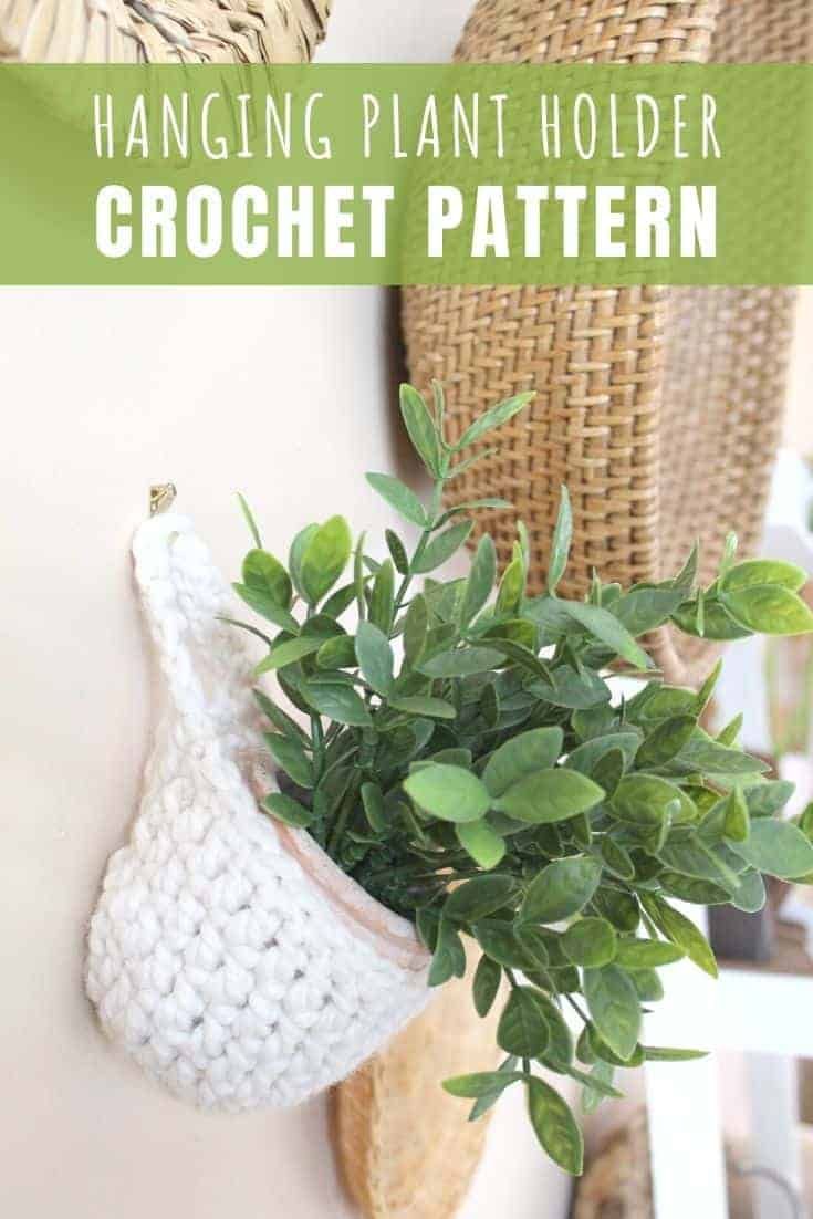 a crocheted planter hanging on the wall with text overlay that reads hanging plant holder crochet pattern