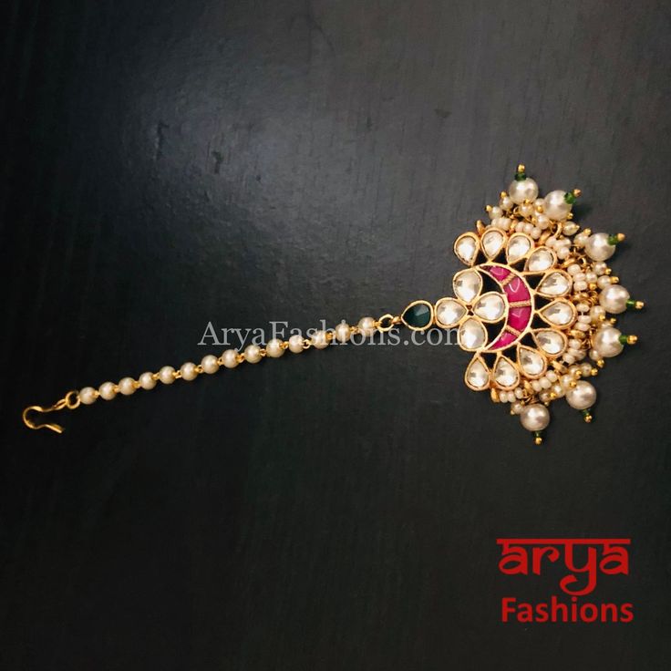 Sabyasachi Mang Tika/ Kundan Maang Tika Traditional Diwali Kundan Tikka, Mang Tika Look, Traditional Kundan Tikka, Diamond Mang Tika, Kundan Mang Tika, Maang Tikka Kundan, Handmade Embroidery Designs, Traditional Attire, New Product