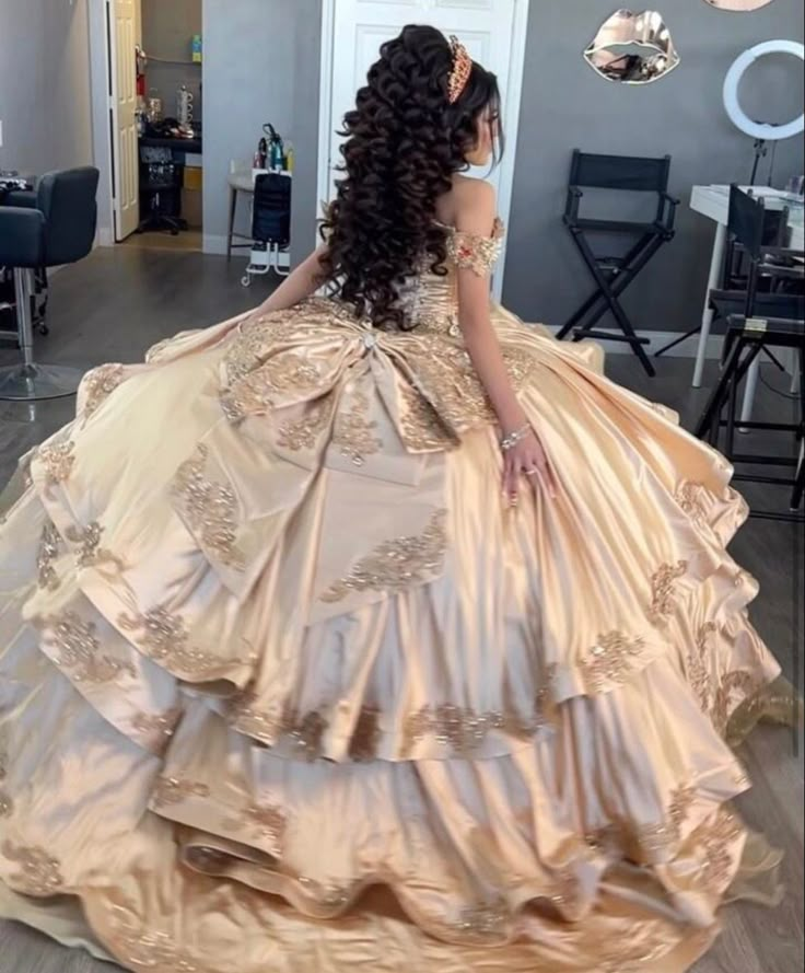 Quinceanera Dresses Short, Gold Quinceanera Dresses, Party Gowns Elegant, Sweet 16 Party Dress, Xv Dresses, Champagne Quinceanera Dresses, Quinceanera Themes Dresses, Pink Quince, Quinceanera Dresses Gold