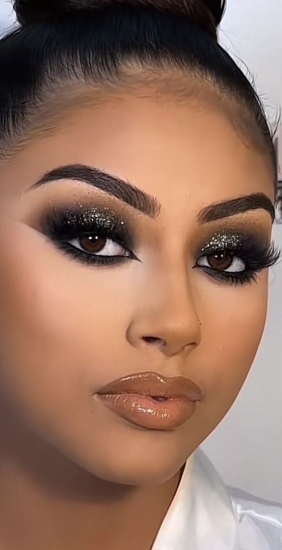 Smokey Eye With Bling, Smoky Black Makeup, Black Smokey Makeup Looks, Dramatic Make Up Looks, Dramatic Smokey Eye Makeup Black, Deep Smokey Eye, Smokey Eye 2023, Black Glam Makeup Smokey Eye, Black Glitter Smokey Eye Makeup