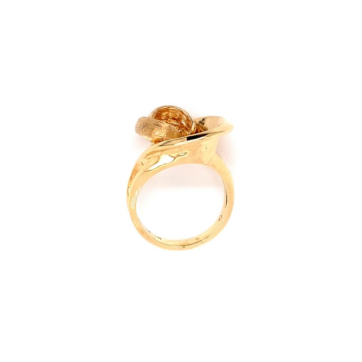 Vintage 1980's 14k yellow gold freeform design ring. one side is brushed finish and the other side is shiny. The size of the ring is a 6.5 and can be resized. The height of the ring off of the finger is 18.3mm. The width of the band is 16.3mm. The ring weighs 8.05 grams of gold. Contemporary Yellow Gold Open Ring Jewelry, Contemporary Yellow Gold Rings As Gift, Contemporary 14k Yellow Gold Rings, Contemporary Gold Round Rings, Contemporary Gold Wedding Rings, Filigree Wedding Band, Plain Bands, Boston Ma, Onyx Ring