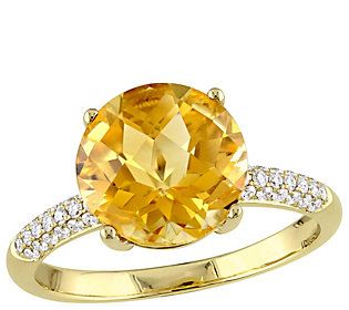 Take a step in a bold direction with the brilliant beauty of this 14K yellow gold cocktail ring. A glowing citrine gemstone is the centerpiece, while diamond accents add just the right amount of sparkle. From Bellini. Yellow Gold Cocktail Ring, Gold Cocktail Ring, Diamond Cocktail Rings, Yellow Citrine, Citrine Ring, Citrine Gemstone, Gold Engagement Ring, 14k White Gold Ring, Signature Collection