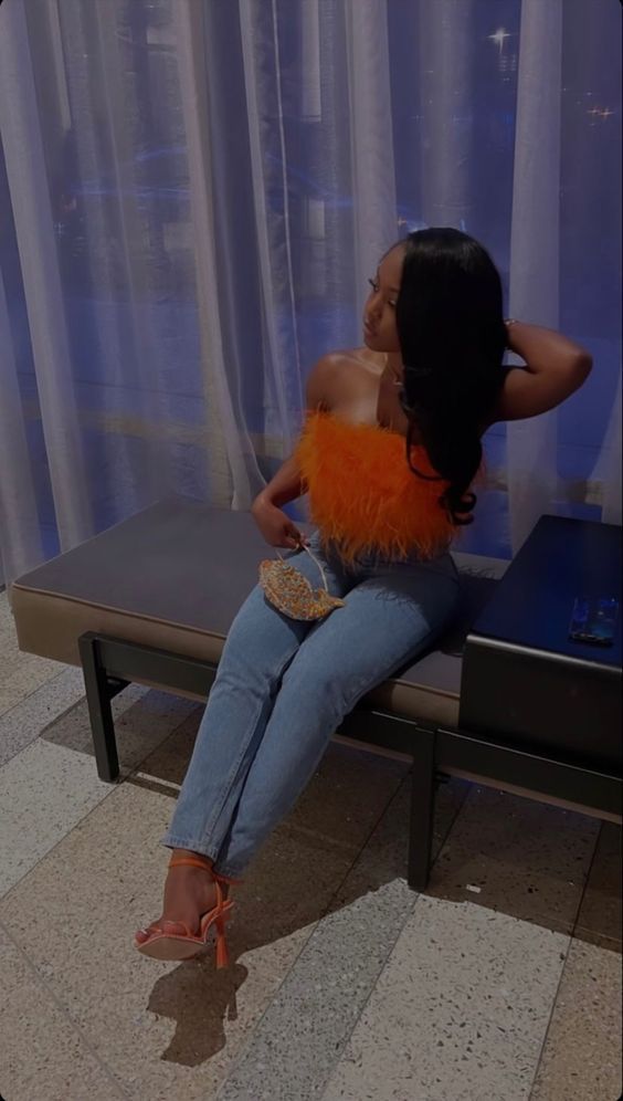 Birthdays Dinner Outfits, Orange Top Black Pants Outfit, 21st Birthday Outfits Vegas, Fur Top Outfit Black Women, Birthday Outfit For Dinner, Simple Date Outfit Summer, Cute Birthday Dinner Outfits Black Women, Birthday Dinner Color Theme Outfits, Orange Birthday Outfits Black Women