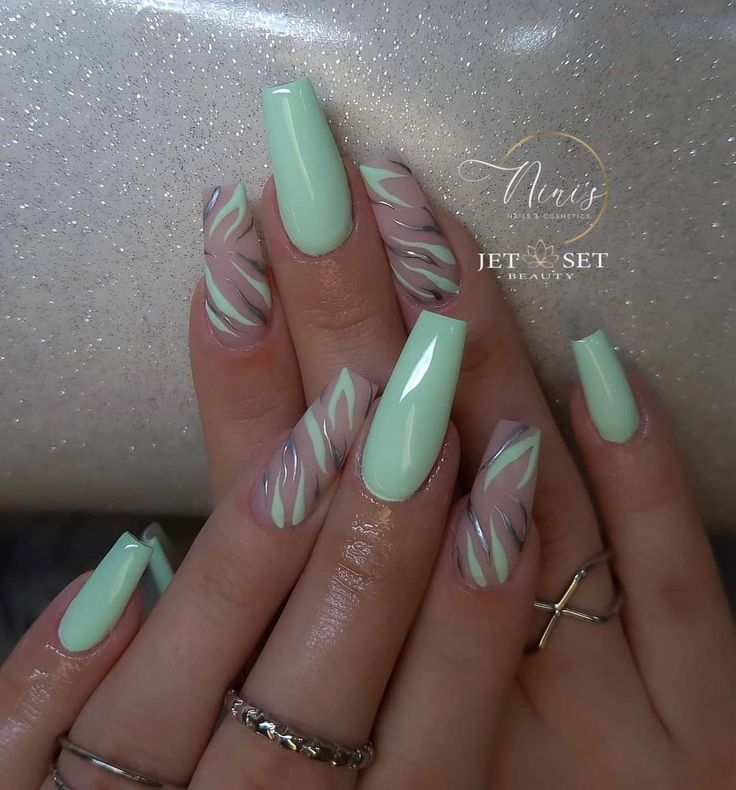 Nude Nail Designs Summer, Pastel Green Nail Designs, Trend Nails 2024, Summer Gel Nails, Minx Nails, Art Deco Nails, Nude Nail Designs, Simple Nail Art Designs, Simple Acrylic Nails