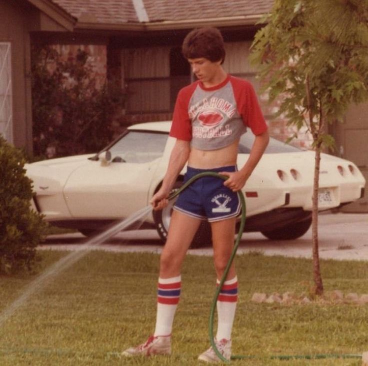 Super 70s Sports on Twitter: "We all knew at least five guys who looked exactly like this in 1981.… " Men Crop Top, Crop Top Men, 80s Crop Top, Male Crop Top, 80s Fashion Men, 70s Shorts, 80s Shorts, Mens Crop Top, 80s Men