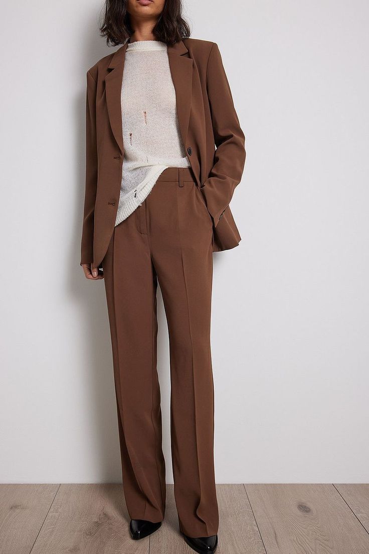 These suit pants feature a high waist with a zipper, hook and button closure. They have a belt loop and straight legs. These suit pants feature side slanting pockets and a back mock pocket. Inseam length in size 36: 81 cm / 31.88 in. Aesthetic Closet, Dream Fashion, Brown Suits, Brown Pants, Black Suit, Brown Belt, Suit Separates, Suit Pants, Complete Outfits