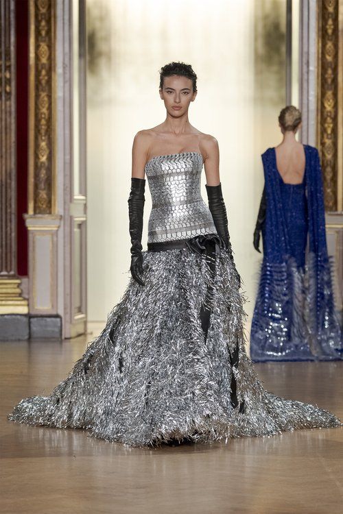 Georges Chakra Couture Fall | Winter 2023-2024 — Georges Chakra Couture Couture 2024, I Love Gold, Fall Winter 2023 2024, Georges Chakra, Strapless Gown, Fall Winter Collection, Church Outfits, Red Carpet Looks, Winter 2023