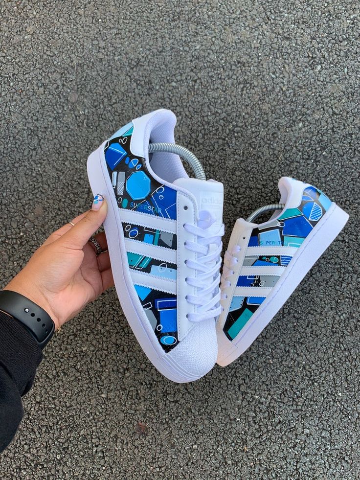 Adidas Heels, Adidas Custom Shoes, Painted Adidas Superstar, Custom Adidas Superstar, Adidas Superstar Blue, Painted Adidas, Nike Shoes Photo, Shoe Art Designs, Adidas Custom