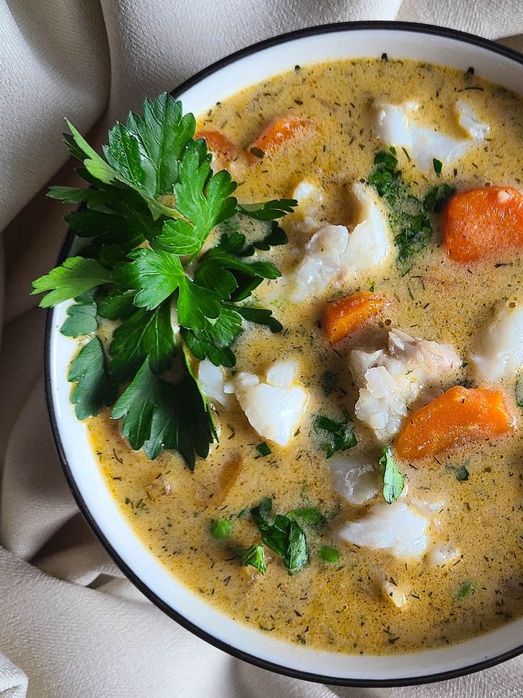 Creamy Fish and Vegetable Soup – Simmering Starfruit Creamy Fish, Seafood Soup Recipes, Creamy Seafood, Kale Soup, Fish Soup, Cod Recipes, Seafood Soup, Soup Kitchen, Tears Of The Kingdom