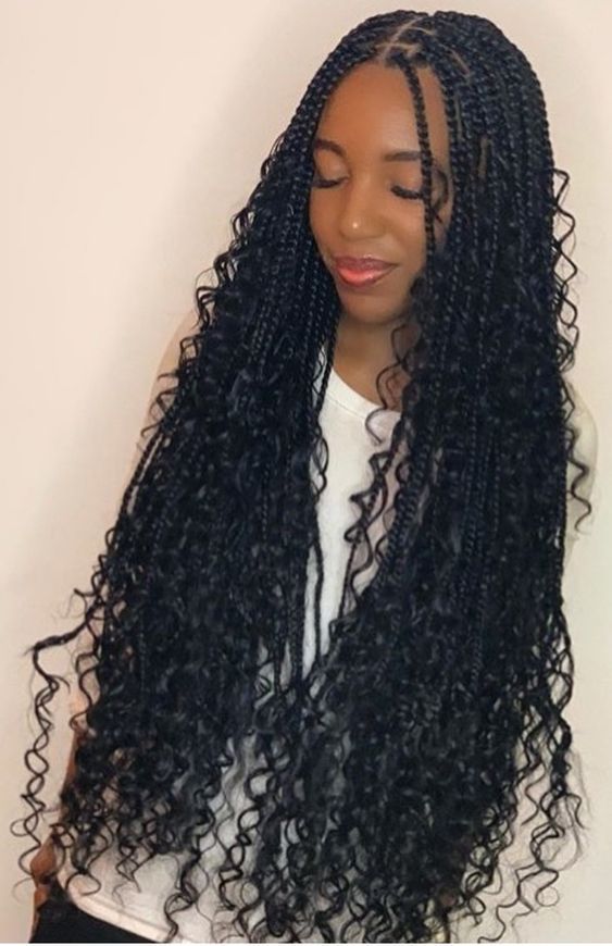 1cecc7a77928ca8133fa24680a88d2f9 90 Inch Braids, Bohieman Boxbraids, Skunk Goddess Braids, Box Braids Goddess Braid, Braids For Long Hair Black Women, Goddess Braids For Black Women, Bohieman Knotless Box Braids, Goddess Braids With Curls, Twist With Curls