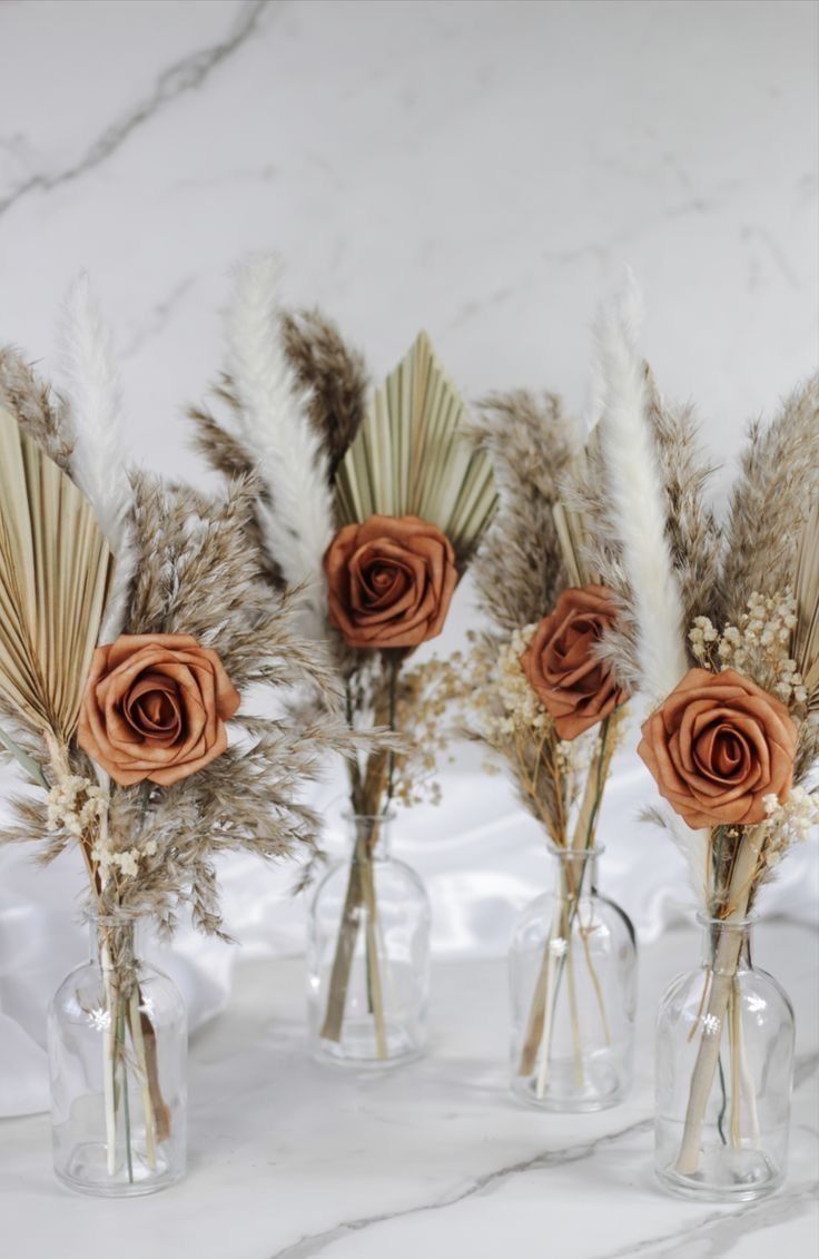 Boho Chic Flower Centerpieces, Neutral Party Centerpieces, Boho Farmhouse Wedding Table Decor, Wedding Decorations Dried Flowers, Pampas’s Grass Centerpieces, Bridal Shower Boho Centerpieces, Simple Boho Centerpieces Diy, Wedding Centerpiece With Pampas, Earth Tone Centerpieces