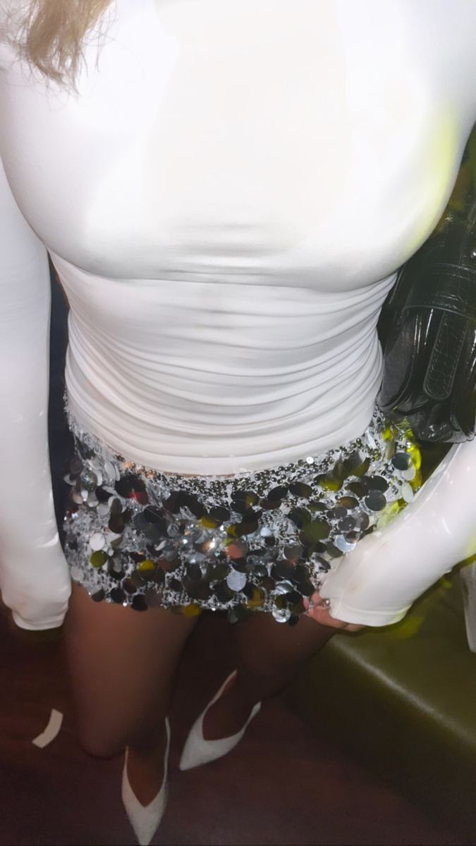 Bd Party Outfit, Silver And White Outfits Party, Sparkly Skirt Outfit Parties, Sequin Silver Skirt, Silver And Black Outfit Parties, White Party Aesthetic Outfit, Silver Sequin Mini Skirt, Gold Sparkly Skirt Outfit, Silver Skirt Halloween Costume