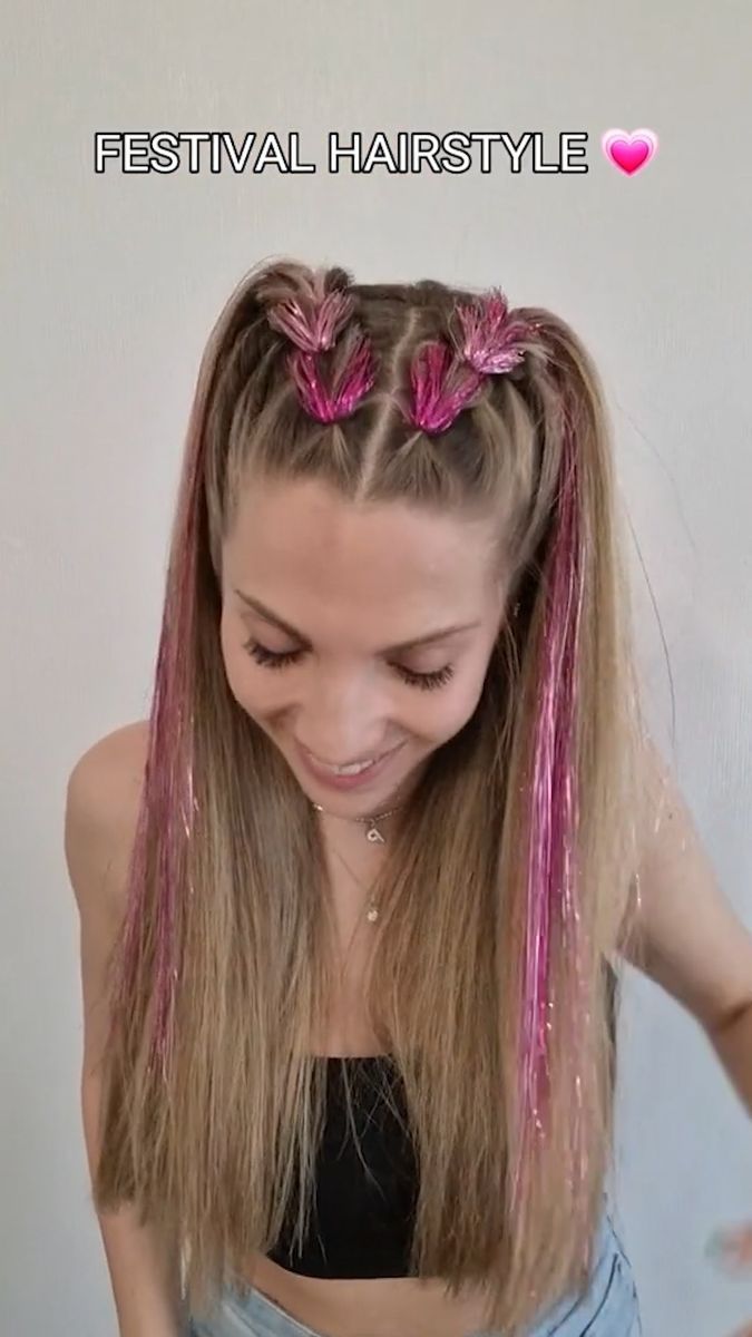 Pink Concert Hairstyles, Taylor Swift Lover Era Hairstyles, Rave Hairstyles Extensions, Hair Glitter Hairstyles, Pink Festival Hair, Taylor Swift Lover Hairstyle, Lover Era Hairstyles, Lover Era Hair, Taylor Swift Eras Tour Hairstyles