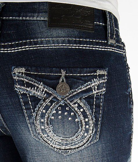 'Big Star Maddie Flare Stretch Jean' #buckle #fashion www.buckle.com Buckle Clothing, Cowgirl Jeans, Buckle Outfits, Closet Wishlist, Buckle Fashion, Digital Closet, Perfect Closet, Cute Jeans, Awesome Things