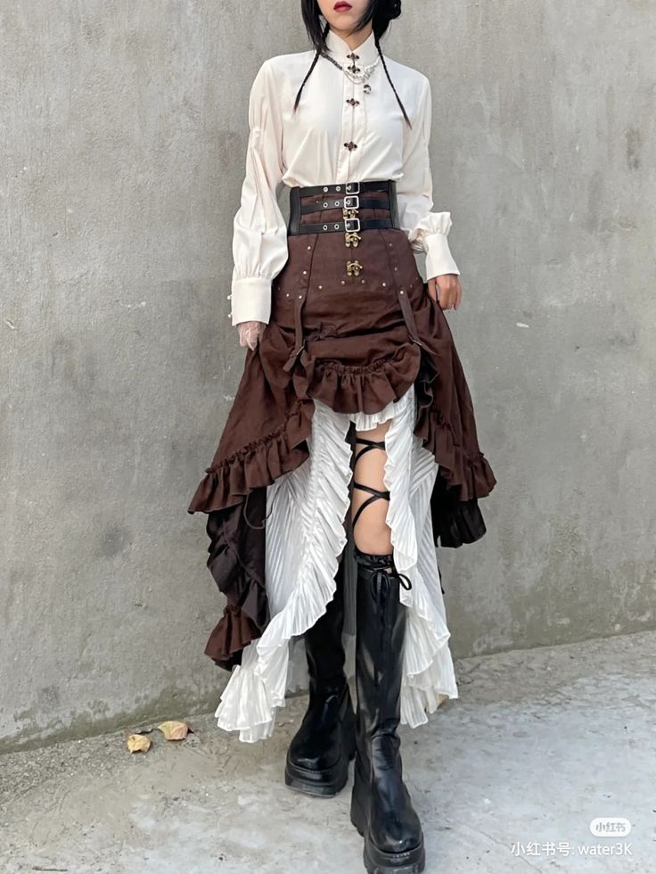 Pirate Aesthetic Fashion, Tavern Aesthetic Outfits, Simple Steampunk Outfit, Steampunk Fashion Aesthetic, Pirate Outfit Female Modern, Fantasy Librarian, Dnd Witch, Steampunk Outfits Women, Casual Steampunk