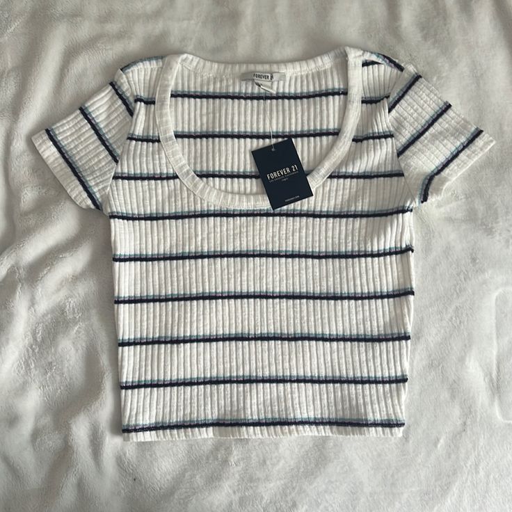 White Striped With Blue Baby Tee From Forever 21 (Size M) Brand New With Tags Blue Top Aesthetic, Bando Style, Long Sleeve Fitted Top, Bodysuit With Shorts, Preppy Tops, Striped Shirts, Casual Preppy Outfits, Outfit Inspo Casual, Oversized Crewneck